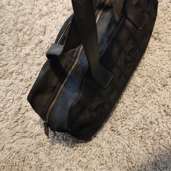 CHANEL Black Textured Nylon Travel Line Tote - Picture 6 of 11